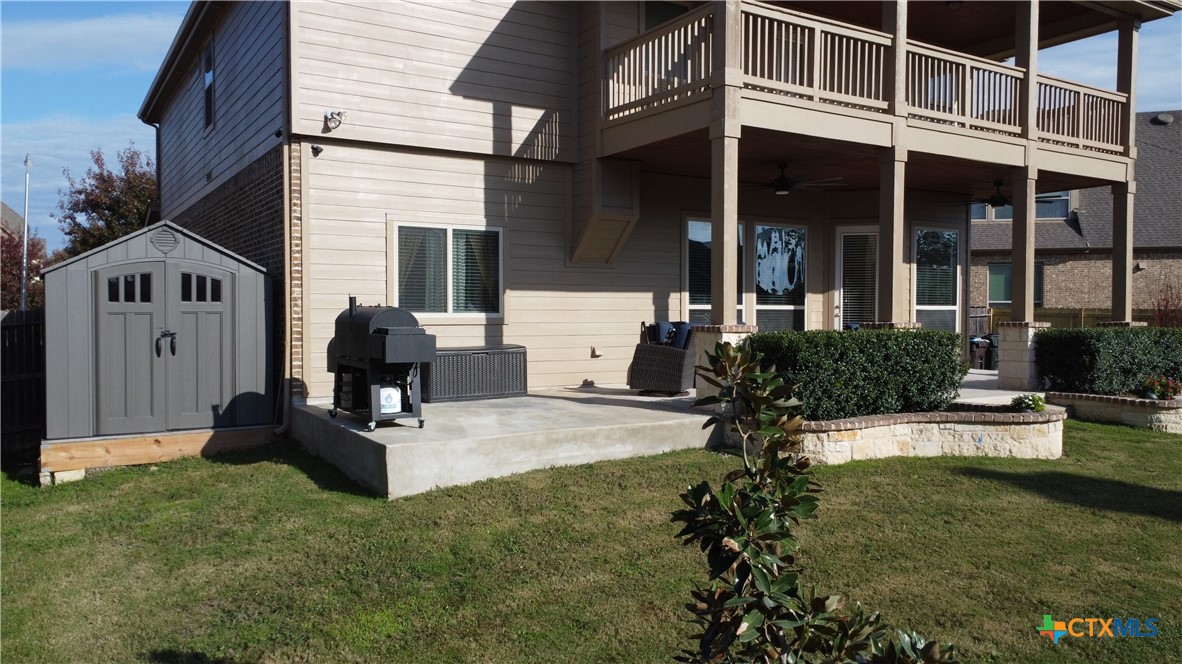 main property photo 5