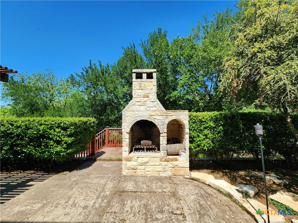 main property photo 27
