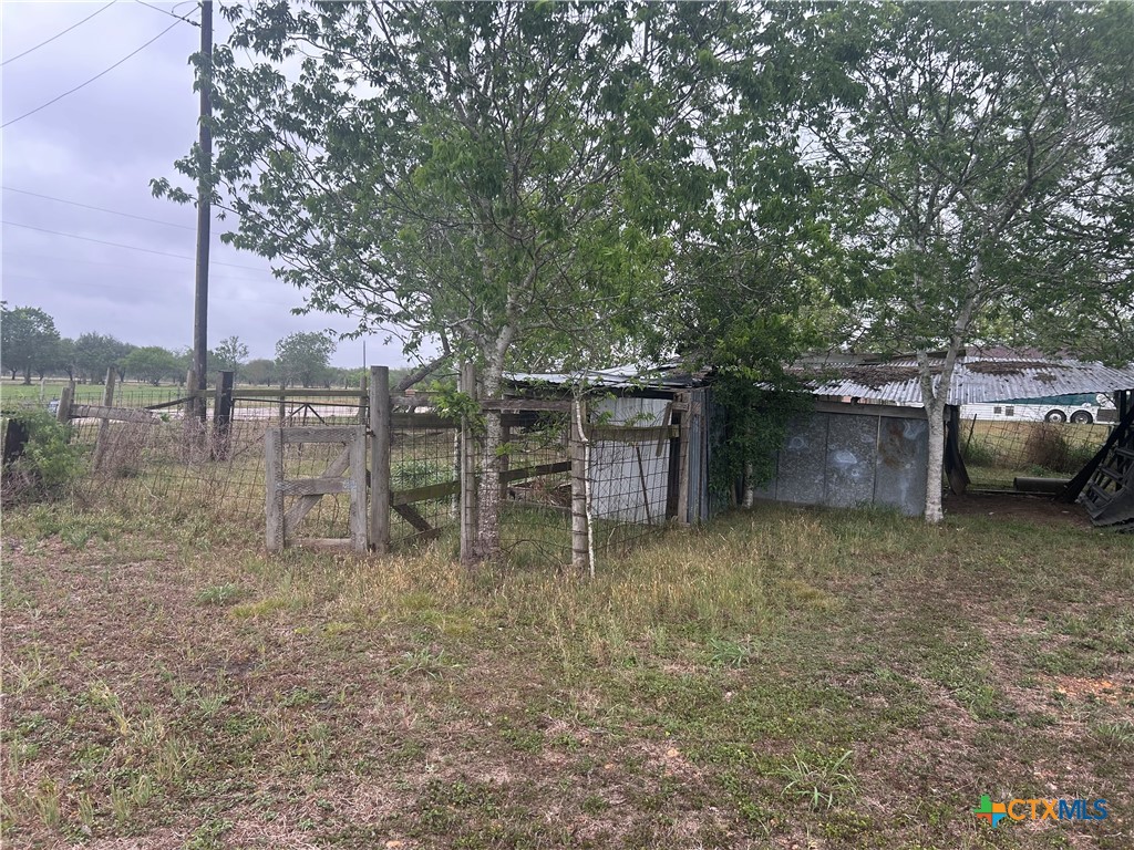 main property photo 18