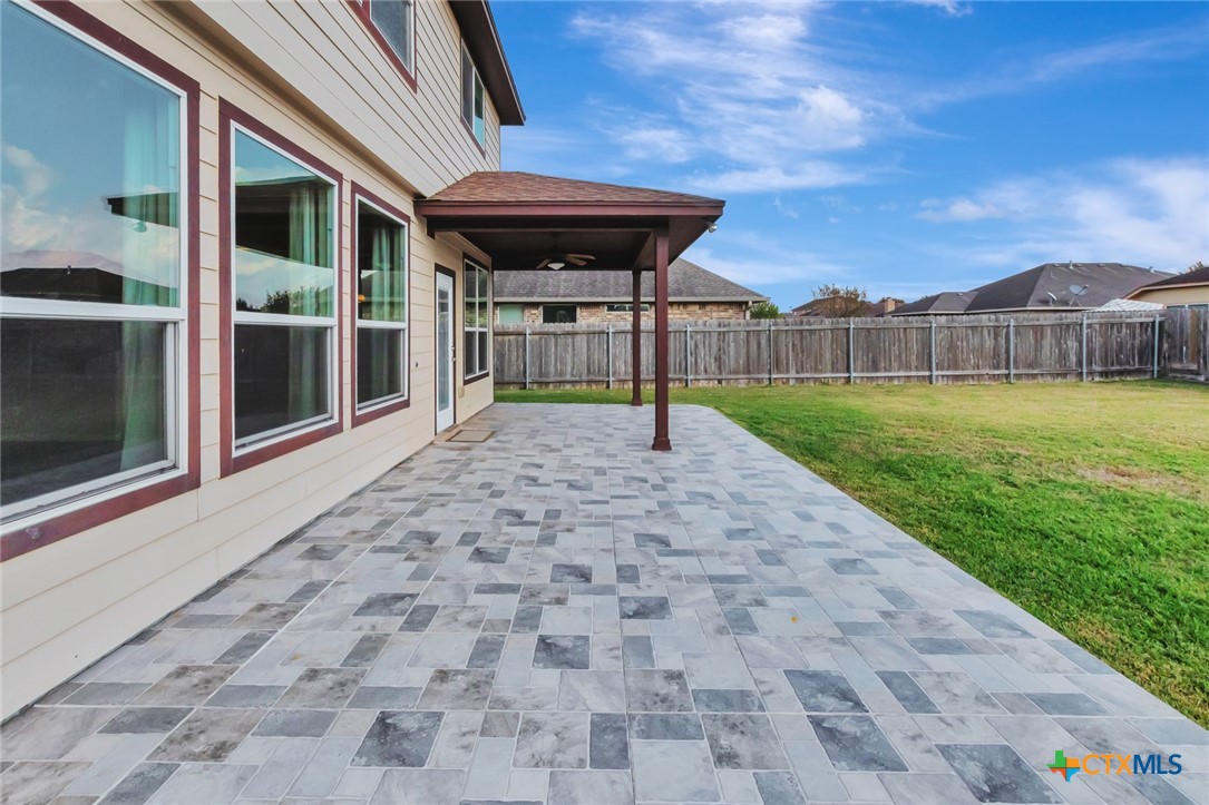 main property photo 20