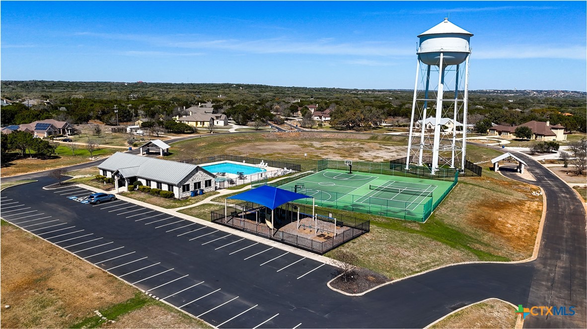 main property photo 16