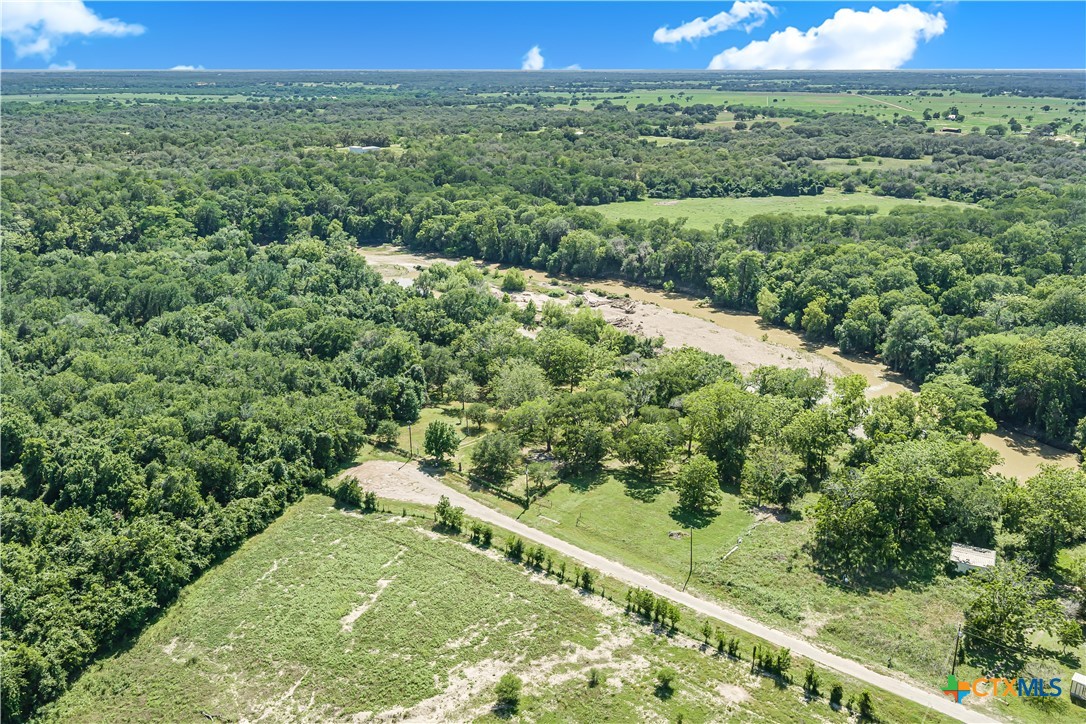 main property photo 11