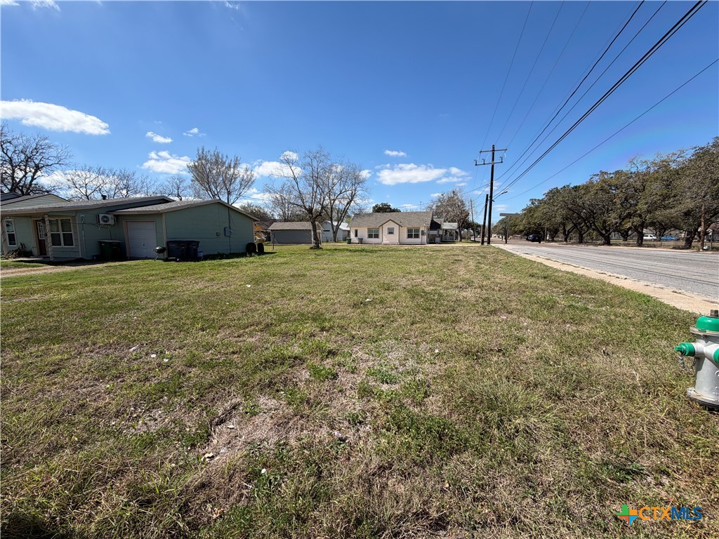 main property photo 9