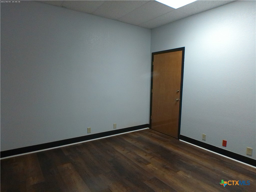 main property photo 16