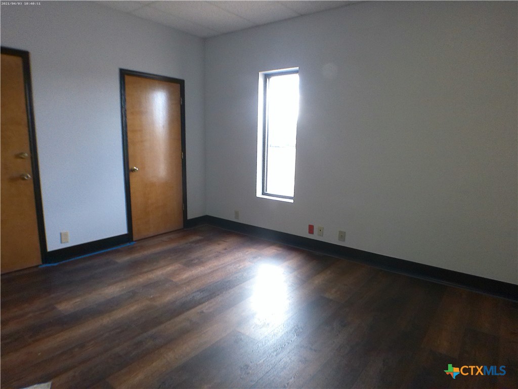 main property photo 17