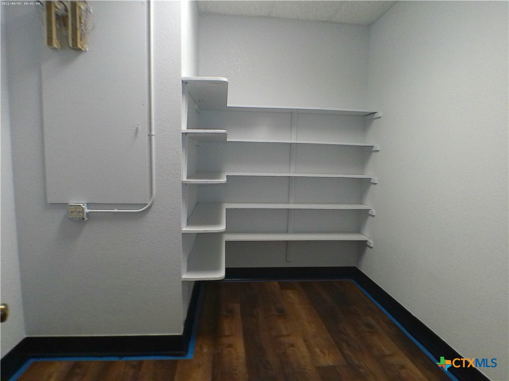 main property photo 18