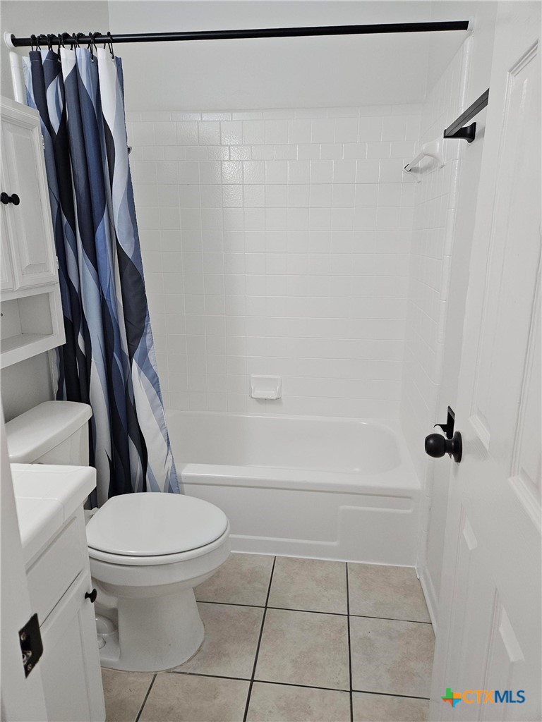 main property photo 13