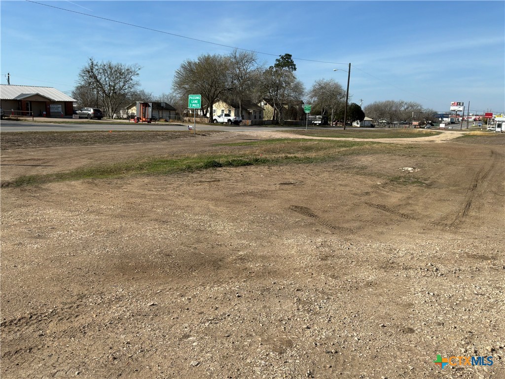 main property photo 7