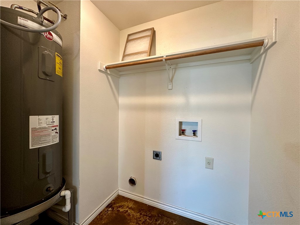 main property photo 12