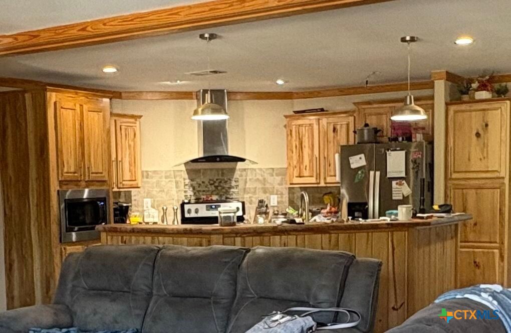 main property photo 9