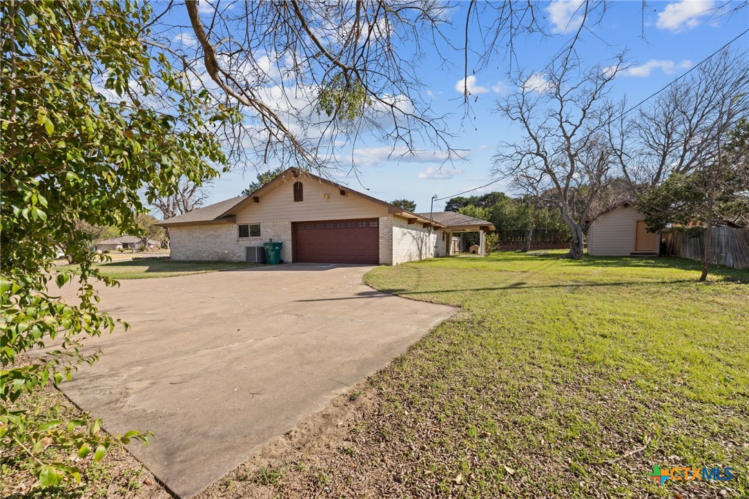 main property photo 35