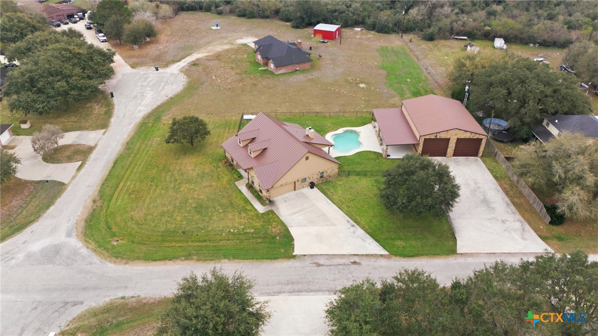 main property photo 36