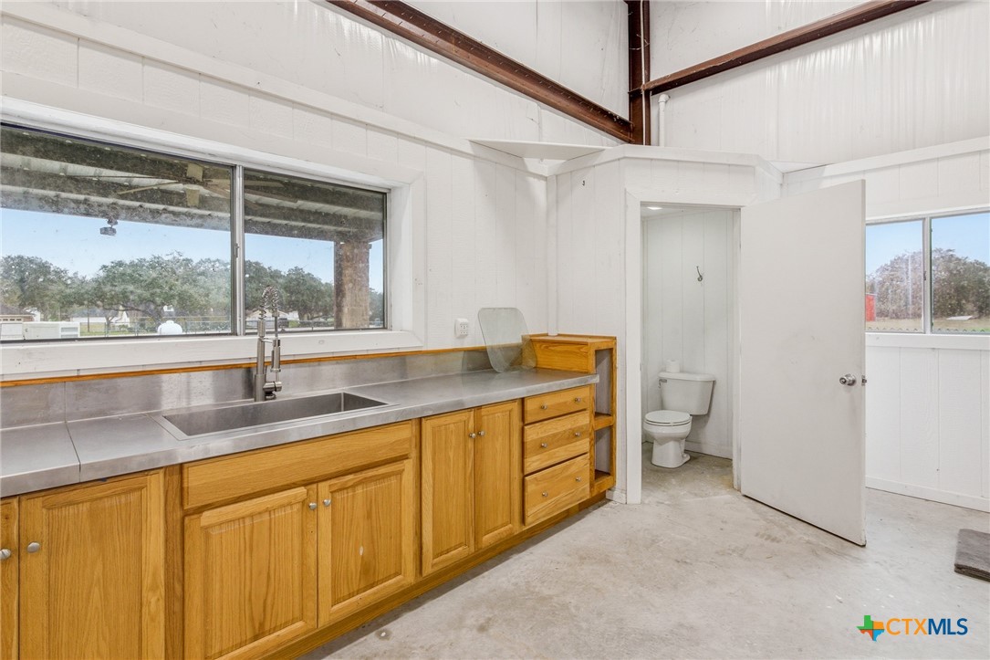main property photo 44
