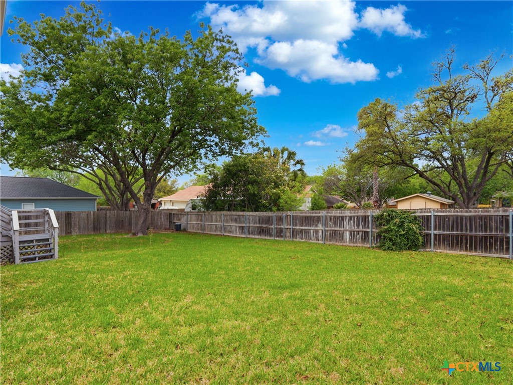 main property photo 27