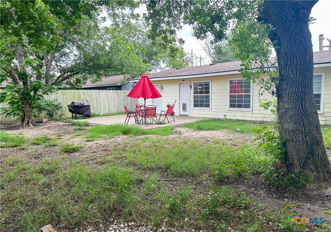 main property photo 13