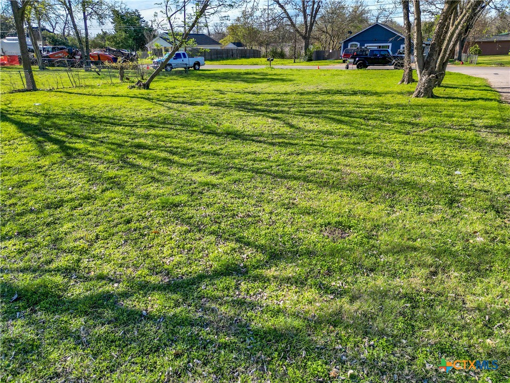 main property photo 8