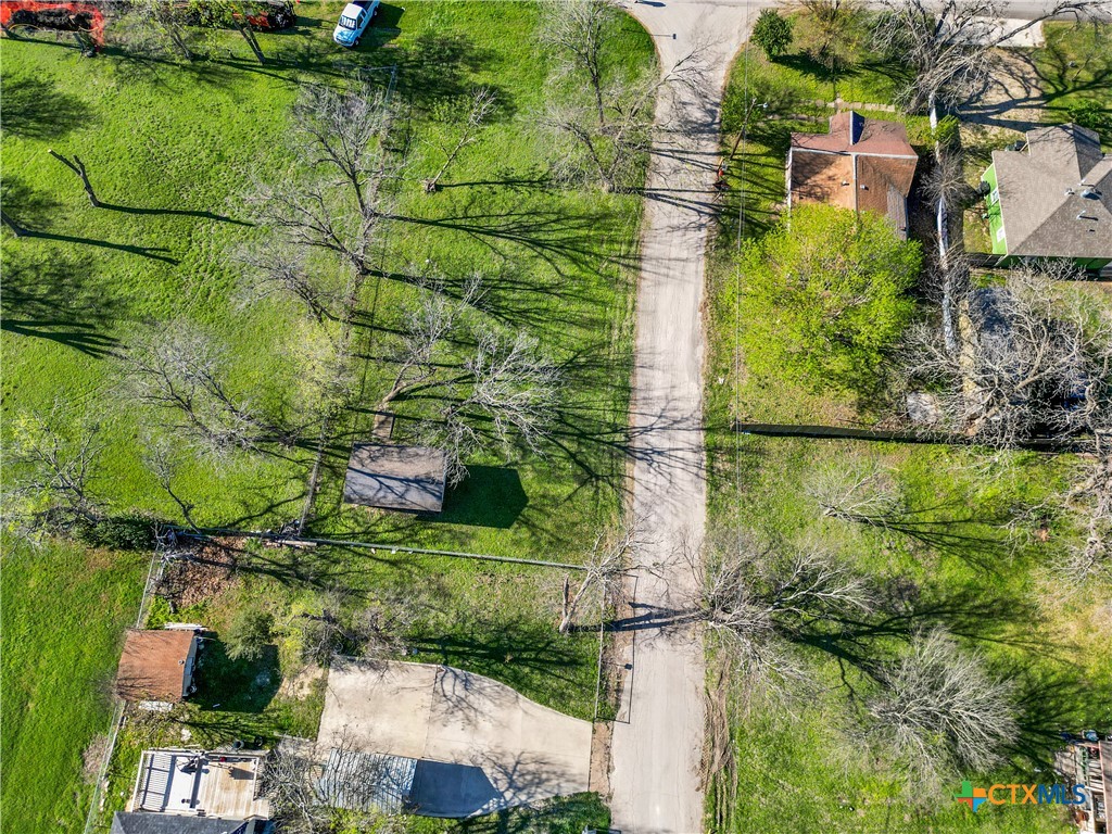 main property photo 9