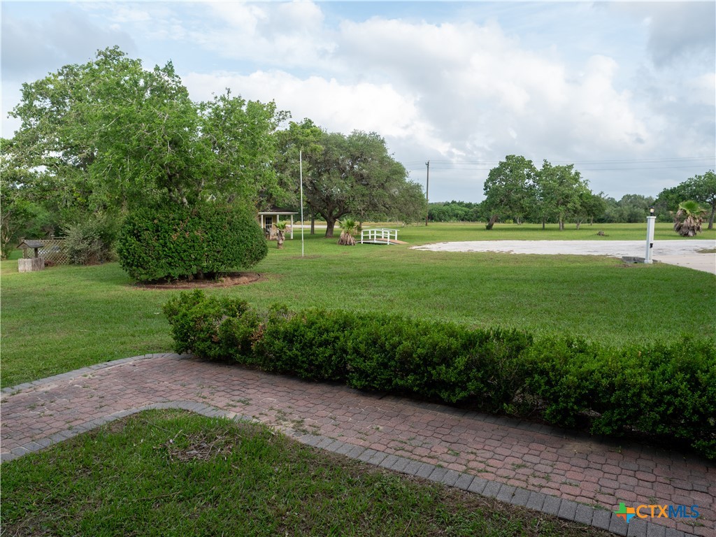 main property photo 10