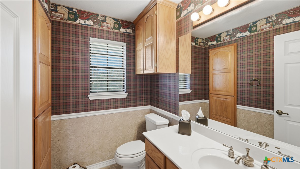 main property photo 39