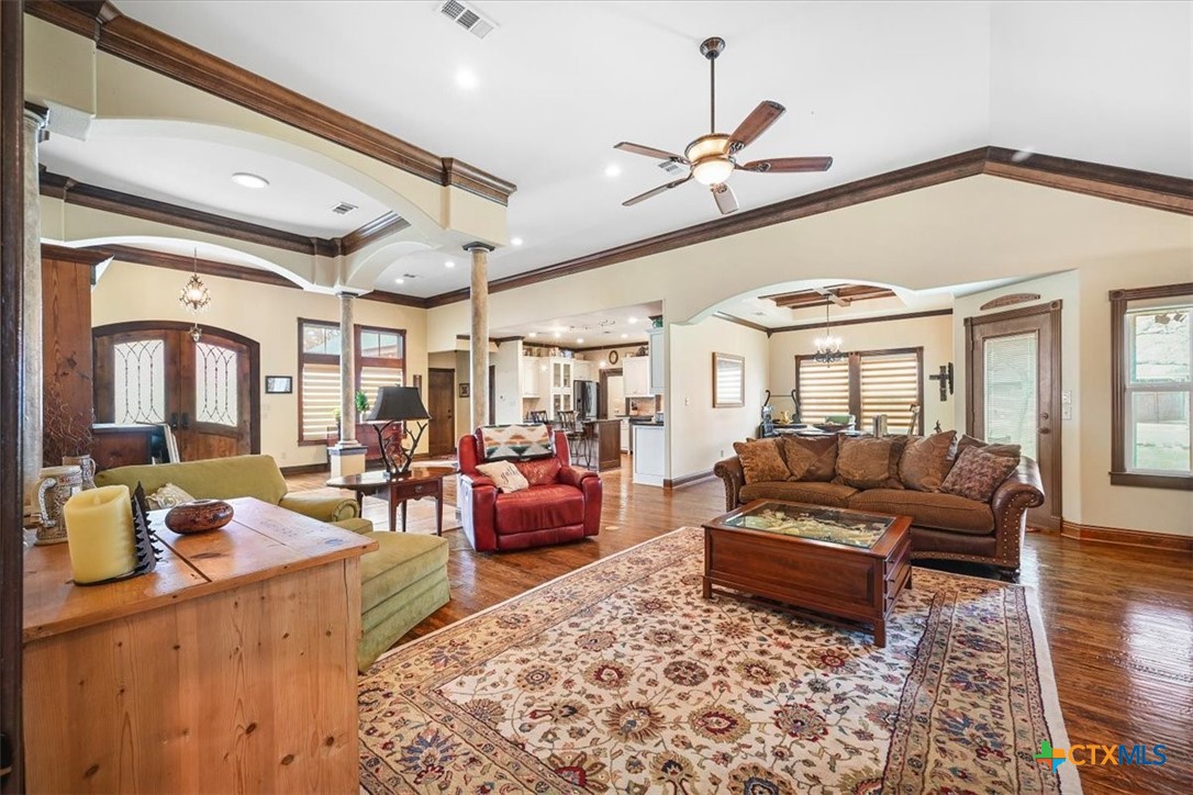 main property photo 15