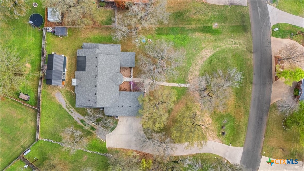 main property photo 34