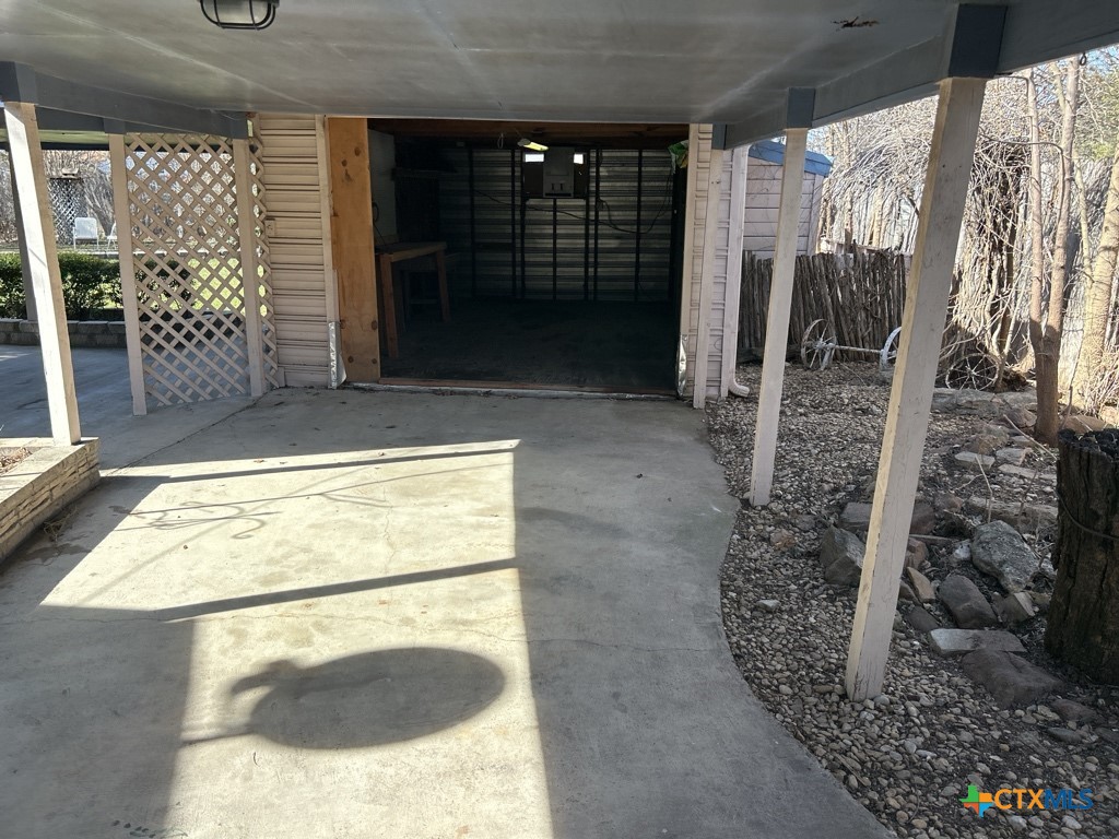 main property photo 23
