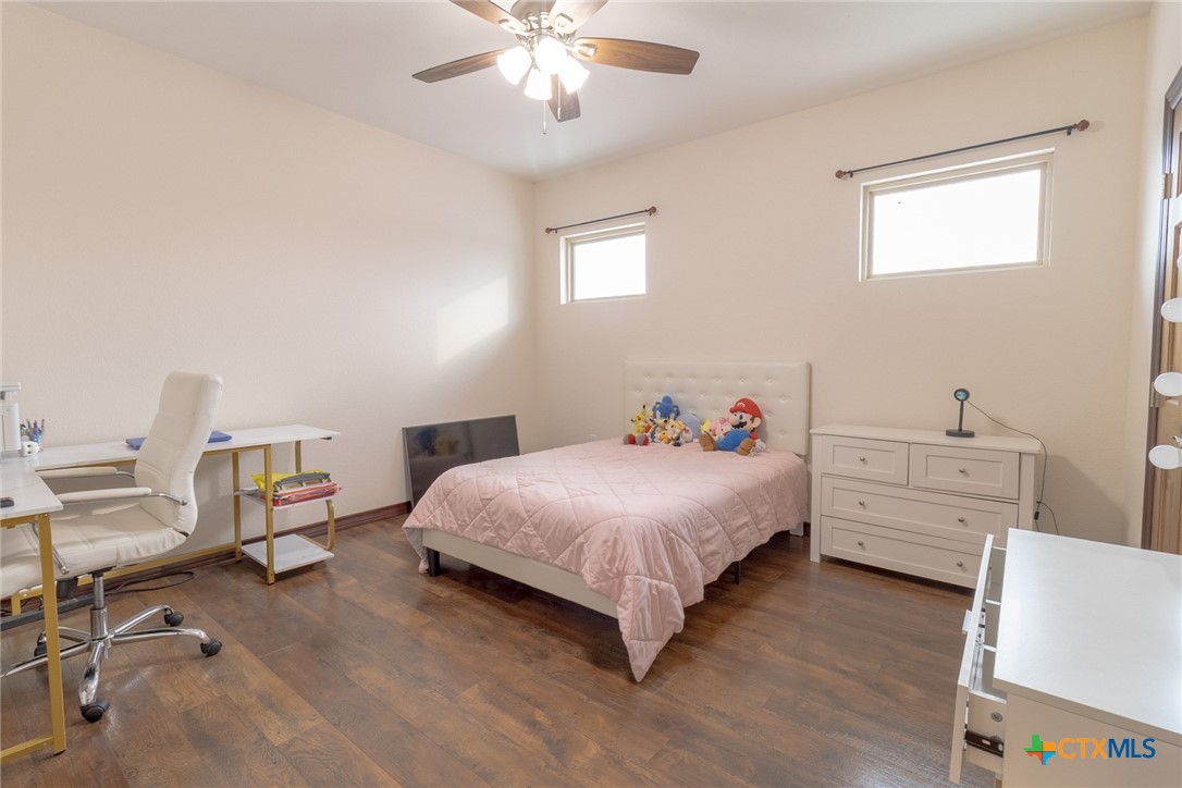 main property photo 37