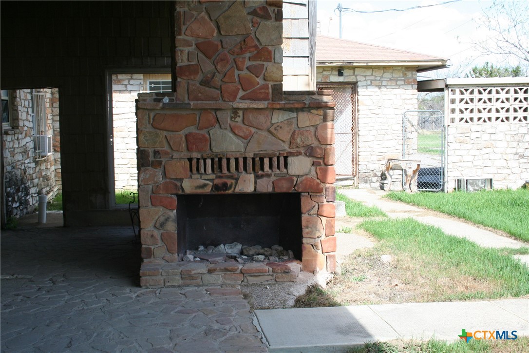 main property photo 12