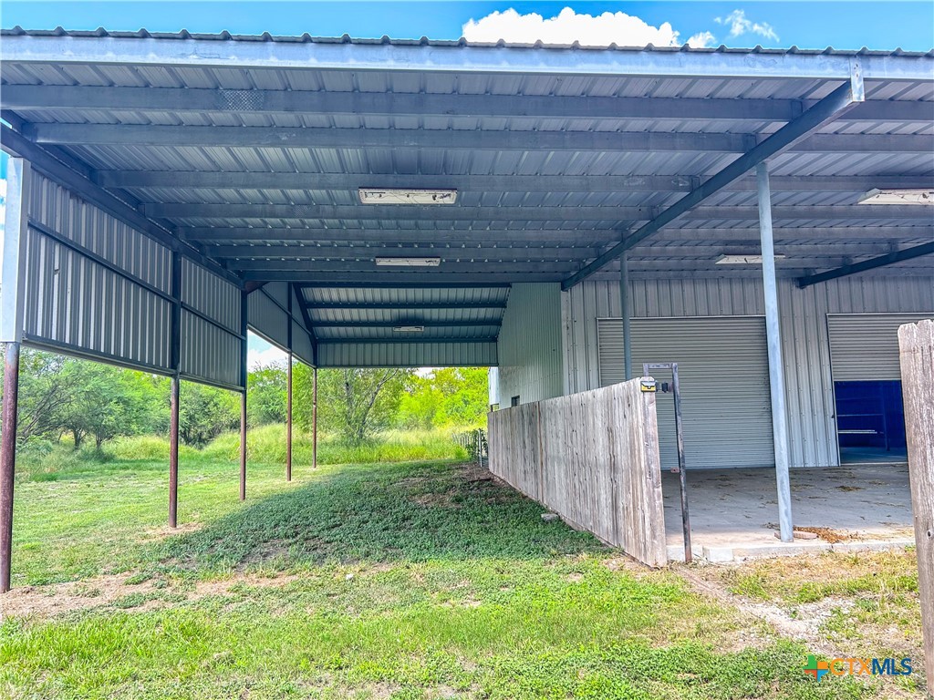 main property photo 33