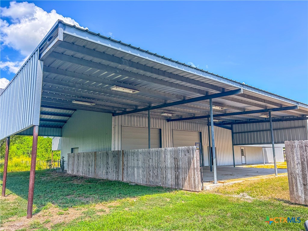 main property photo 34