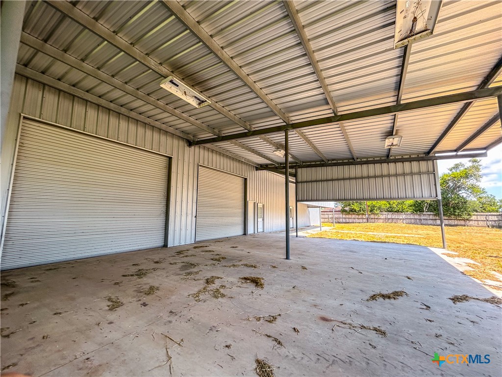 main property photo 37