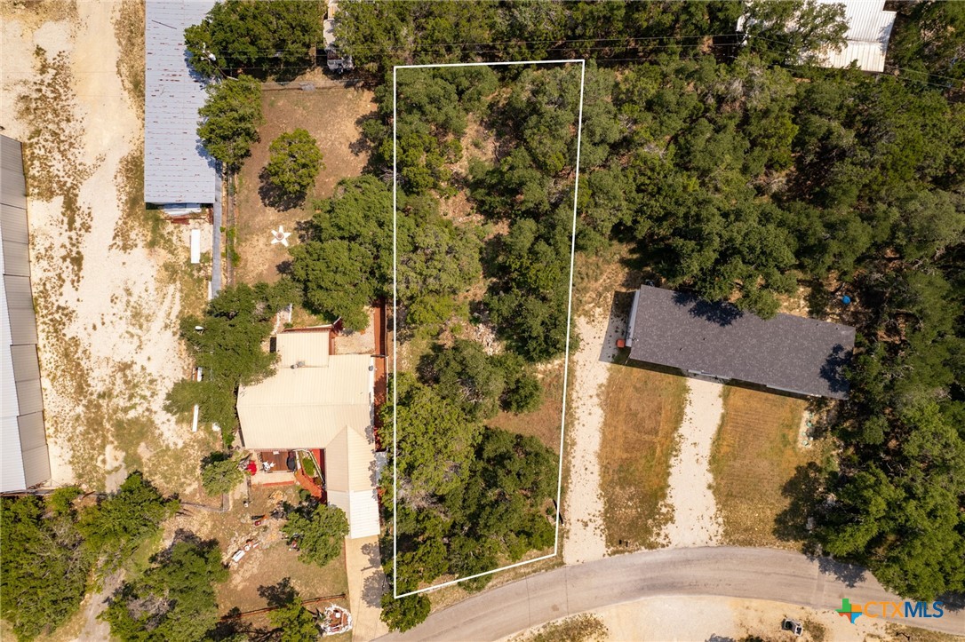 main property photo 10