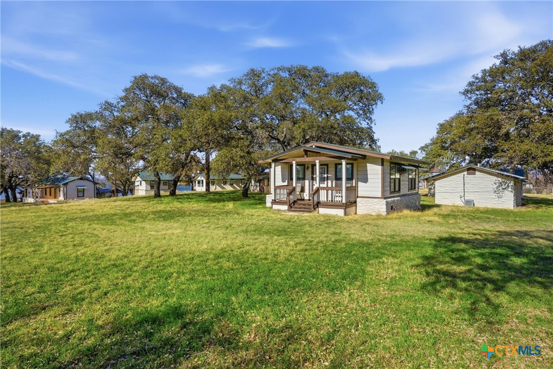 main property photo 10