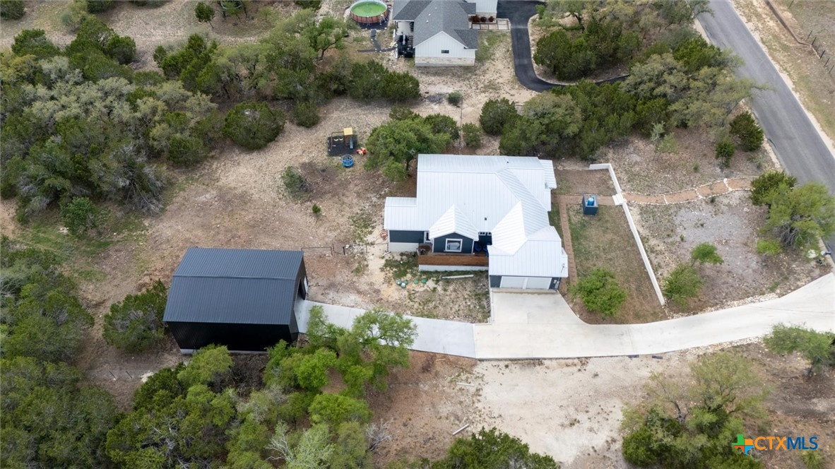 main property photo 45