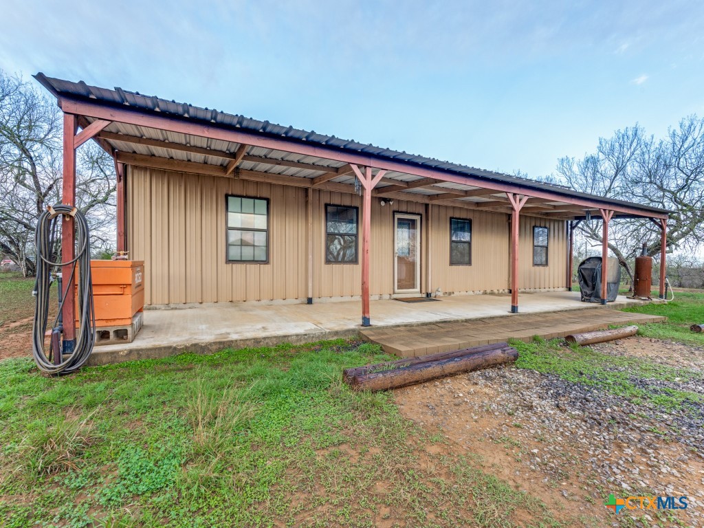 main property photo 17