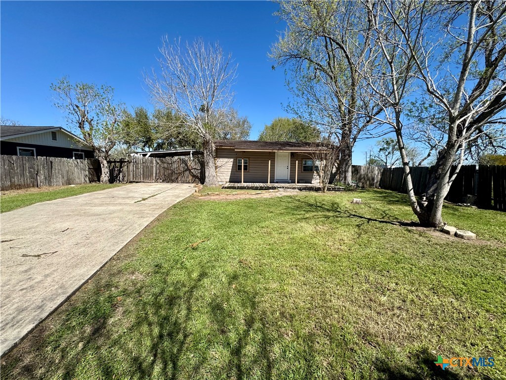 main property photo 10