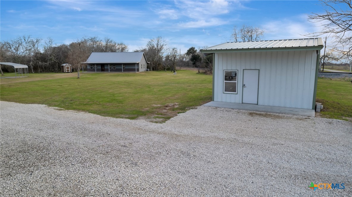 main property photo 19