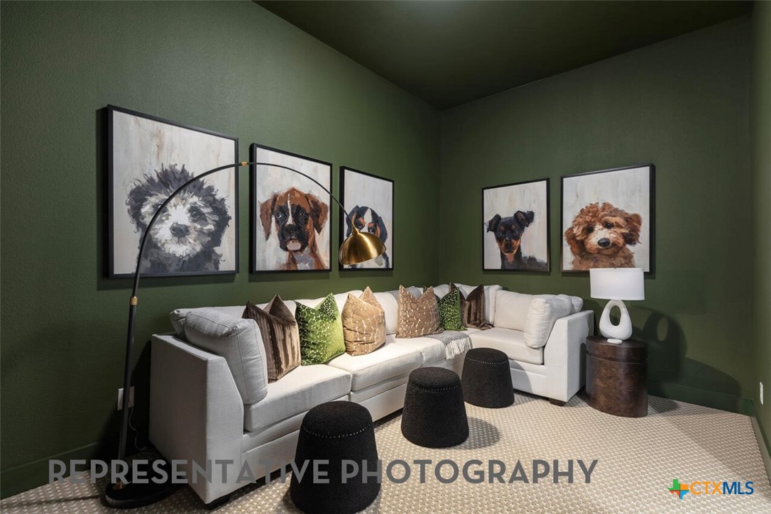 main property photo 9