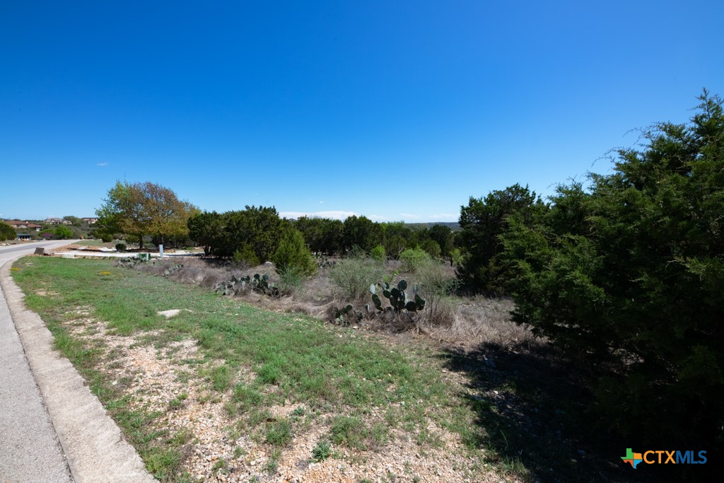 main property photo 11