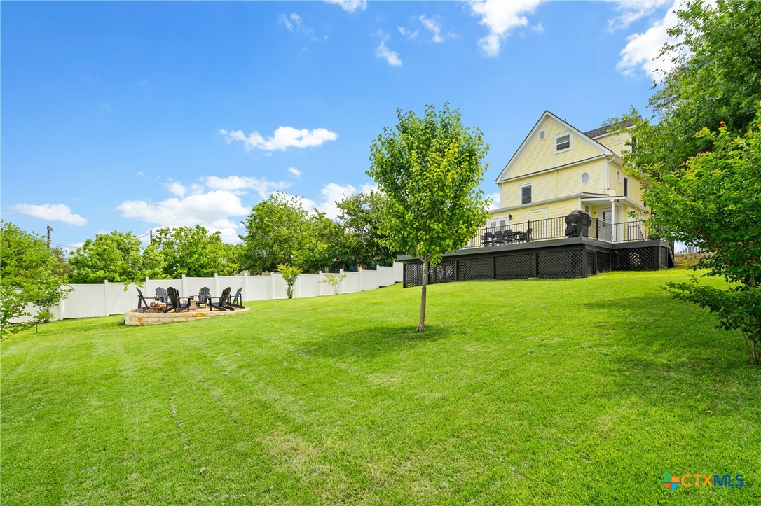main property photo 39