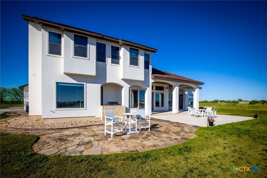 main property photo 8