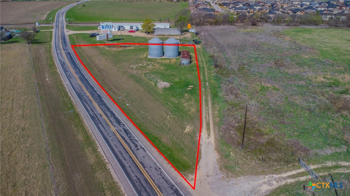 main property photo 4