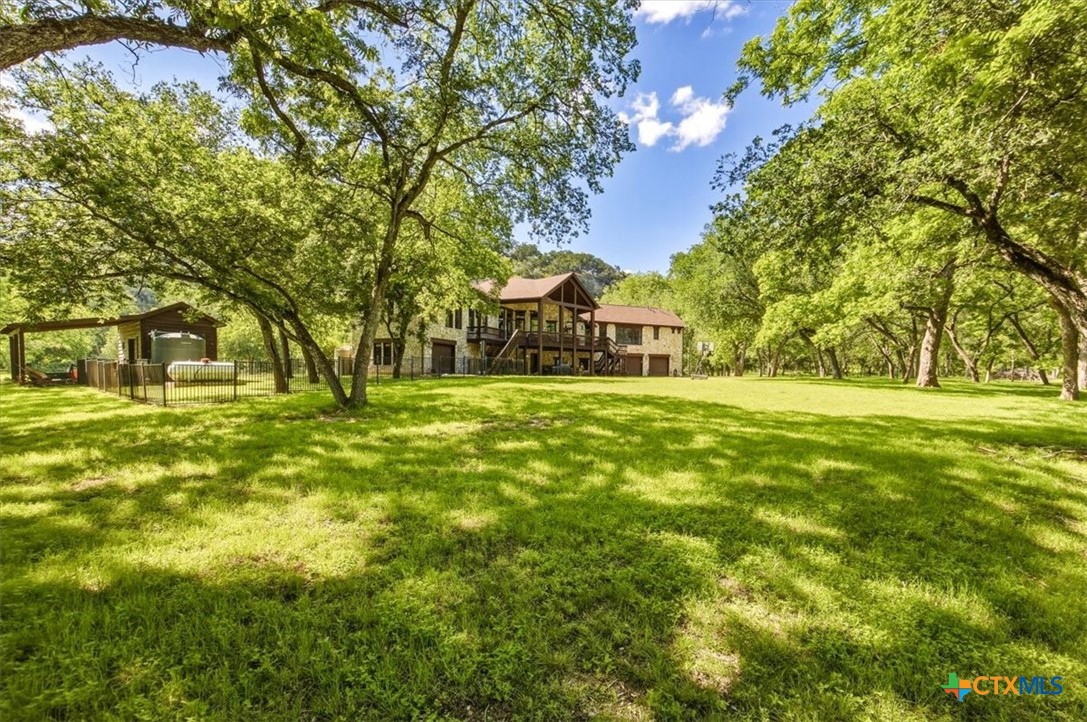 main property photo 26