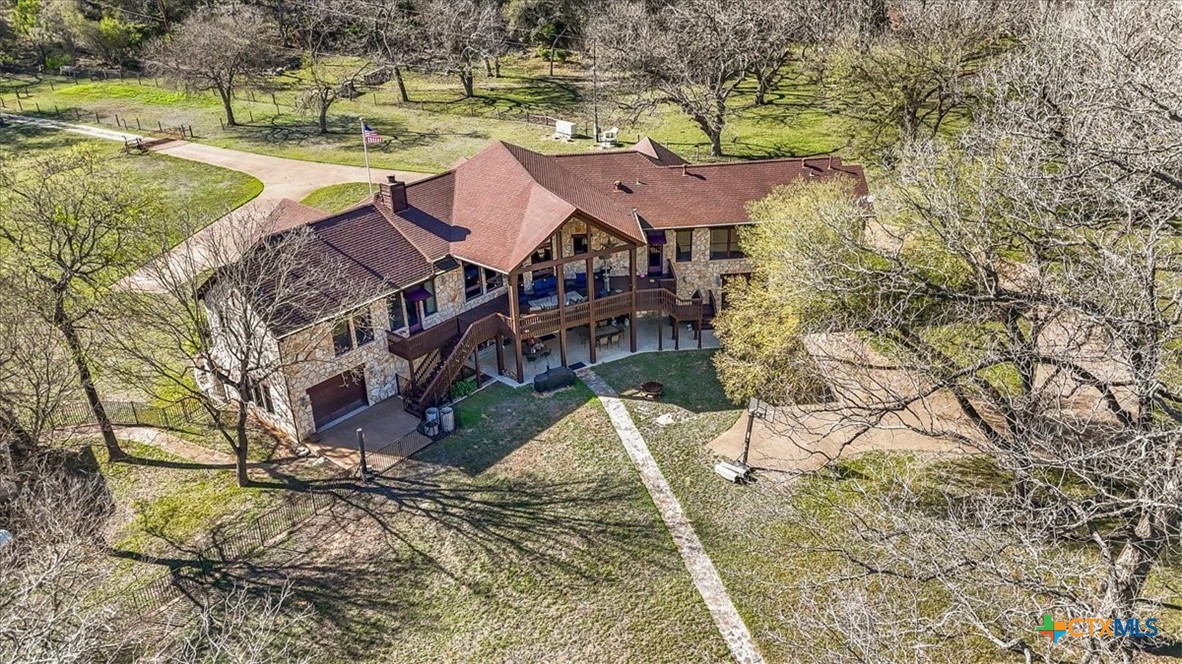 main property photo 35