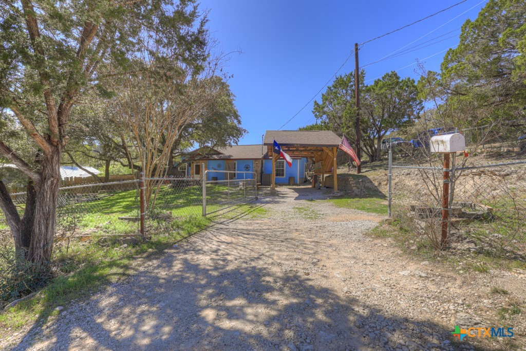 main property photo 22