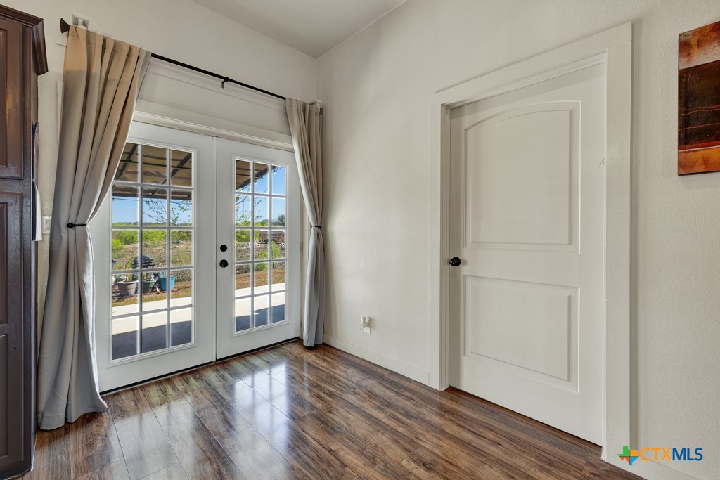 main property photo 21