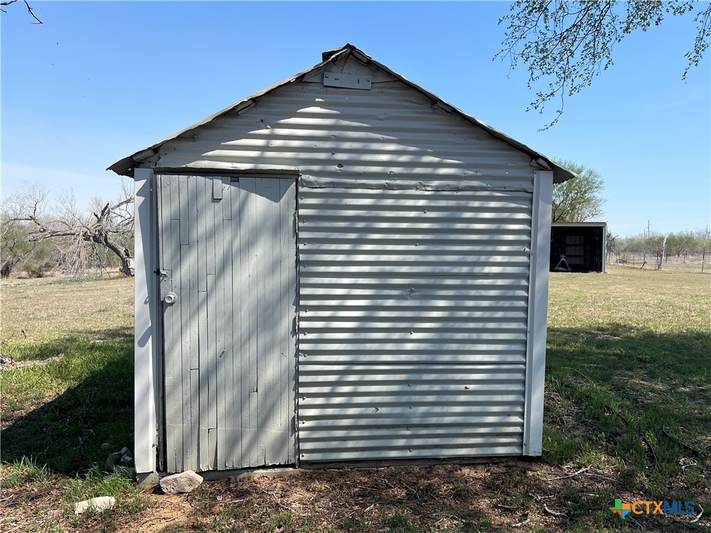 main property photo 10