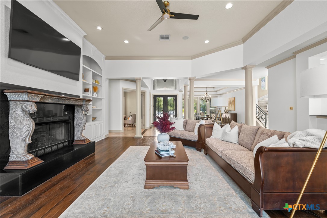 main property photo 9