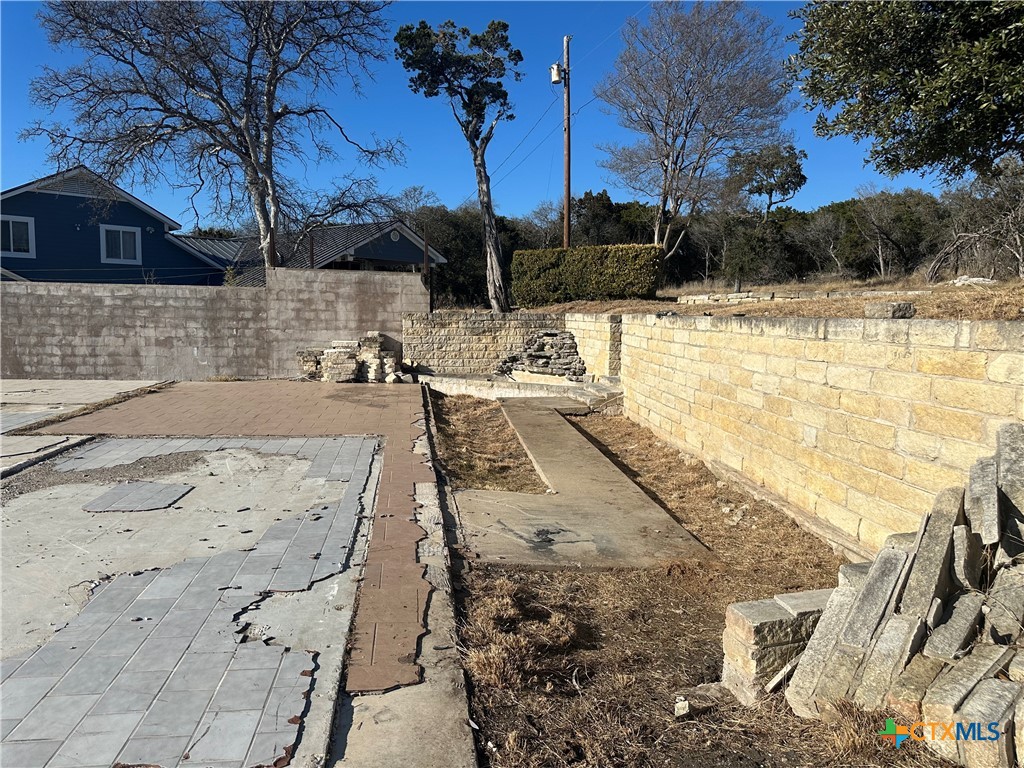 main property photo 10
