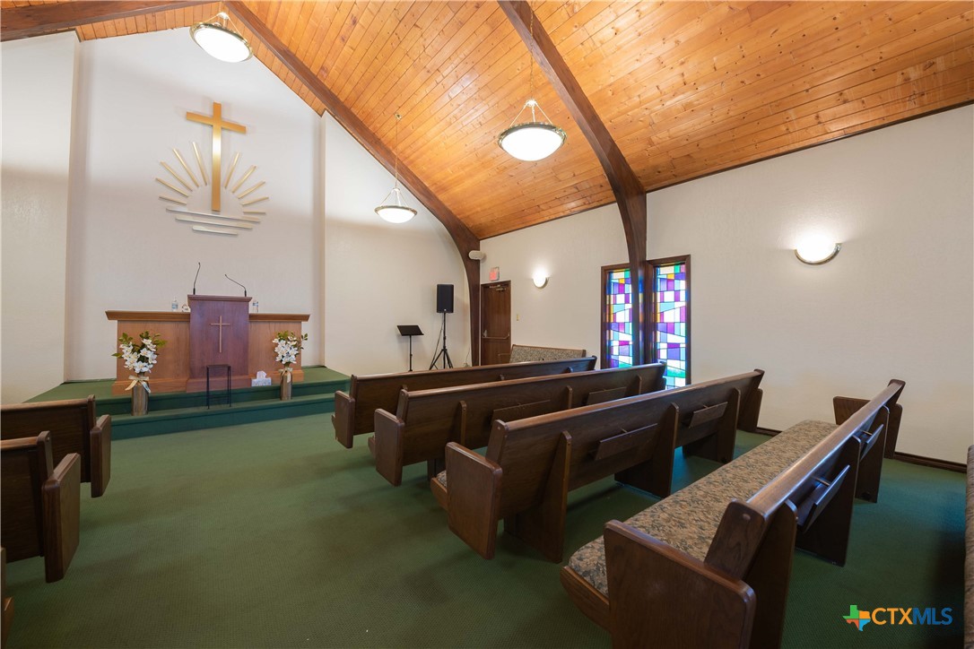 main property photo 11